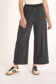 Tessa Cropped Denim Pant - Black