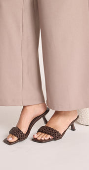 Michelle Heel - Chocolate