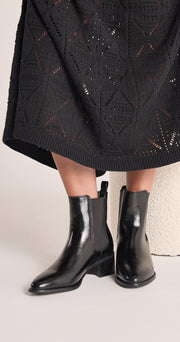 Novalee Boot - Black Shine