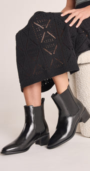 Novalee Boot - Black Shine
