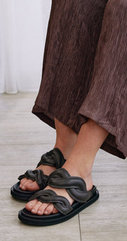 Pantone Slide - Choc Leather