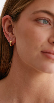 Sienna Medium Hoop Earrings - Gold