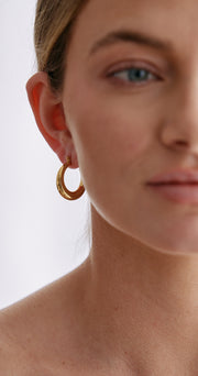 Esther Smooth Hoop Earrings - Gold
