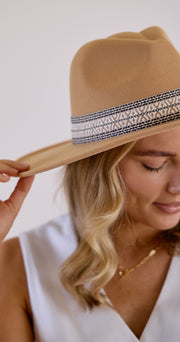 Lorelai Fedora - Tan