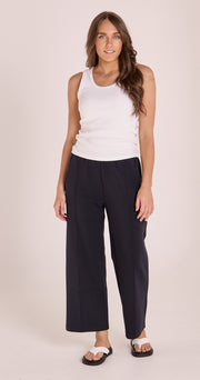 Noah Cropped Pant - Navy