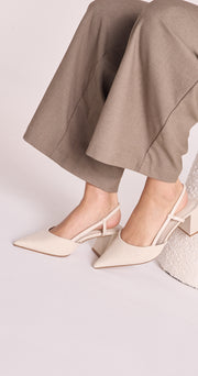 Maddie Heel - Bone