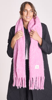 Aspen Scarf - Candy Pink
