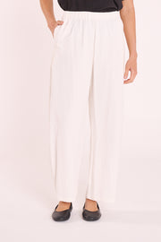 Eleanor Barrel Pant - White