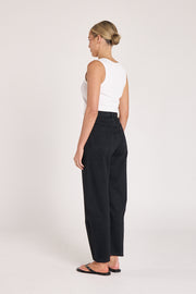 PRE-ORDER Lola Barrel Jean - Black