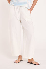 PRE-ORDER Eleanor Barrel Pant - White