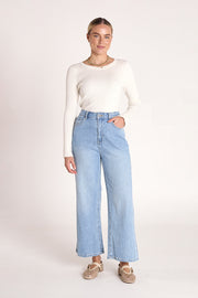 Cassie Cropped Leg Jean - Mid Blue