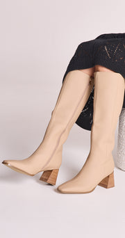 Verneta Boot - Sand