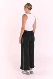 Noah Cropped Pant - Black Piping