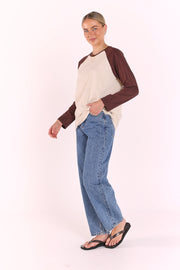 Sloane Tee - Chocolate Cream