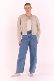 May Cardi - Oat