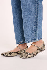 Fion Flat - Cream Snake
