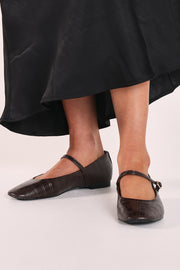 Ivyani Flat - Chocolate Croc