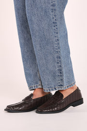 Quannah Flat - Chocolate Croc