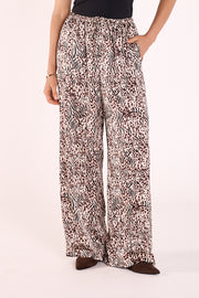 Kiara Pant - Leopard