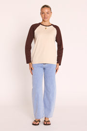Sloane Tee - Chocolate Cream