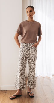 Cassie Cropped Leg Jean - Leopard