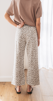 Cassie Cropped Leg Jean - Leopard