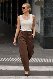 Charlie Barrel Pant - Chocolate