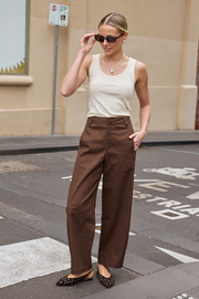 Charlie Barrel Pant - Chocolate