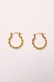 Esther Twist Hoop Earrings - Gold