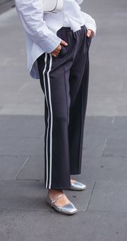 Noah Cropped Pant - Navy Stripe