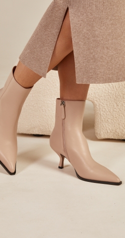 Freya Boot - Cream Leather