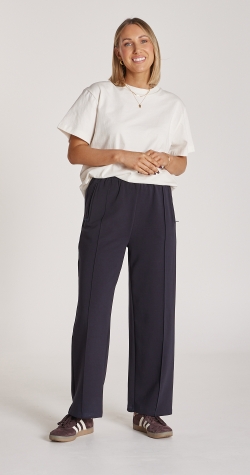 Noah Cropped Pant - Navy