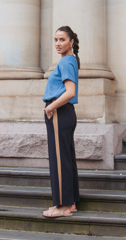 Noah Cropped Pant - Navy Camel Stripe