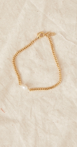 Pearl Bracelet - Gold