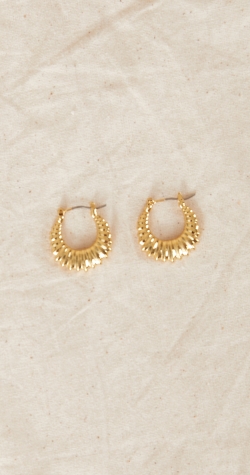 Belle Earrings - Gold